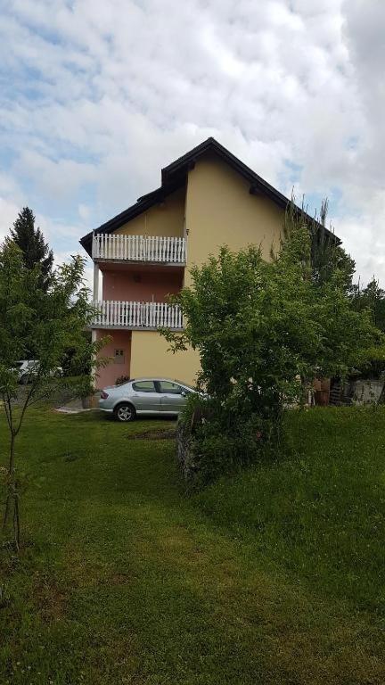 Rooms With A Parking Space Grabovac, Plitvice - 19216 Rakovica Exterior photo